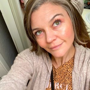 Meet your Posher, Janelle